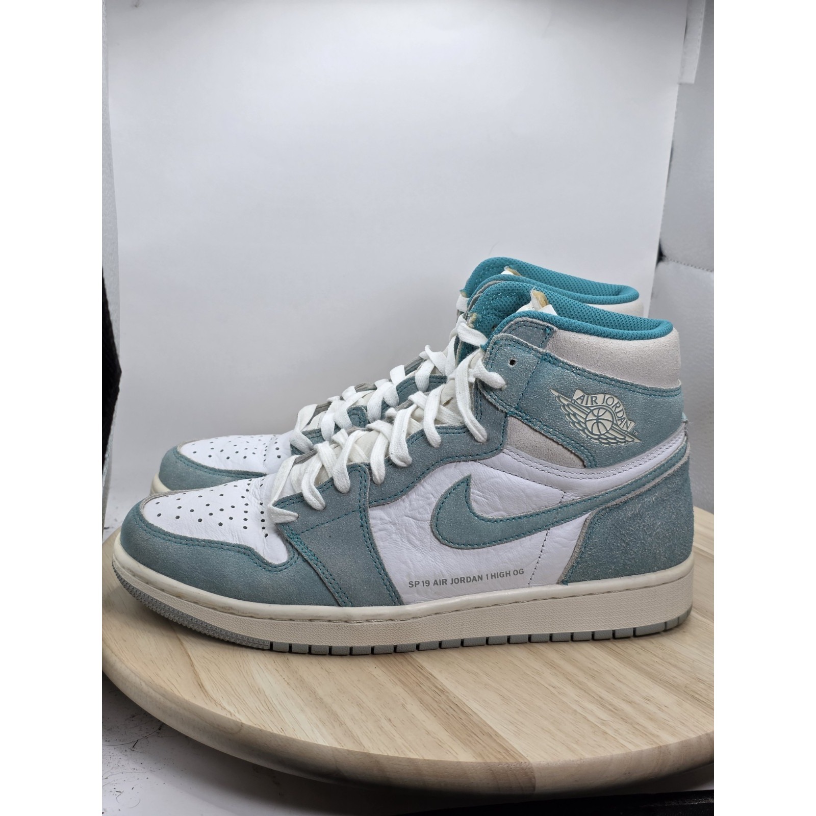 Mens Size 9 - Jordan 1 High Og Air Jordan Turbo Green White Teal Retro Sneakers